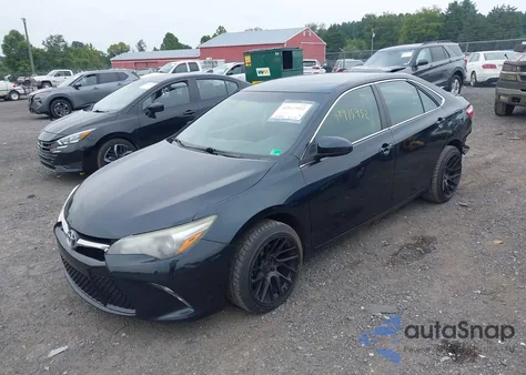 2015 Toyota Camry Se z USA, uszkodzony, nr VIN 4T1BF1FK3FU898032